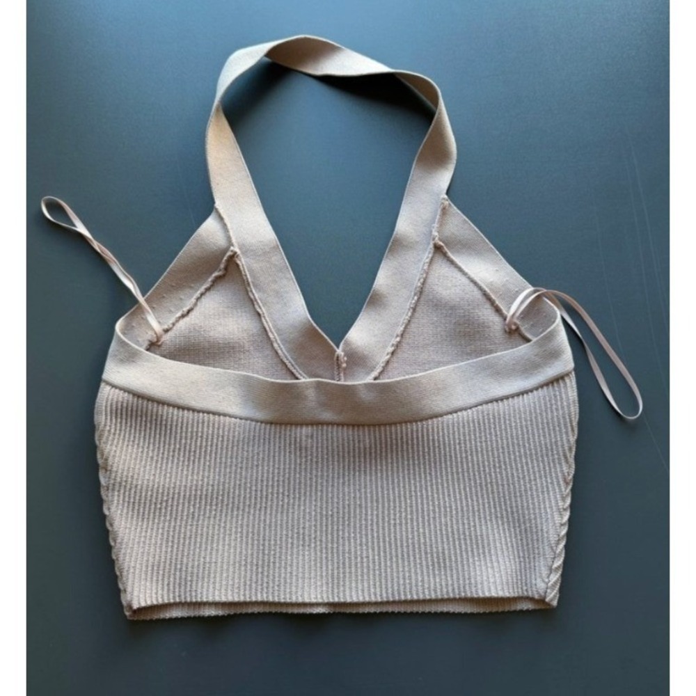 Aritzia Babaton Ribbed Halter Top M Latte Beige Quiet Luxury Y2K Cropped Knit - Picture 3 of 8